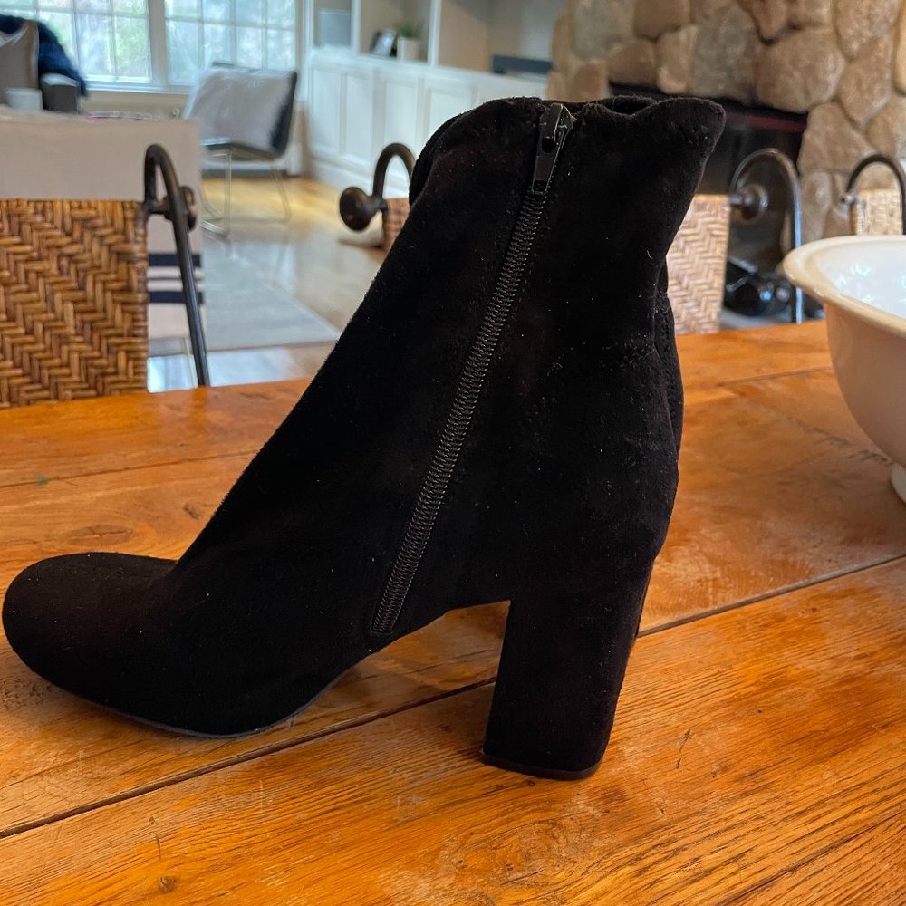 MIA suede black boot -round toe, 3" heel   size 7.5